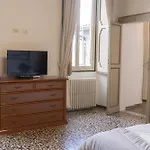 Palazzo Marini Apartmán *