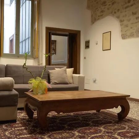 Palazzo Marini Apartamento *