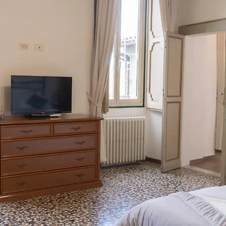 Palazzo Marini Apartamento *